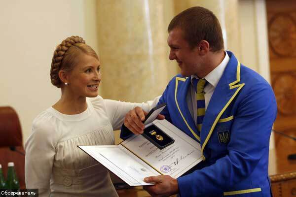 Кабмин постановил, тренеры получат наравне с призерами