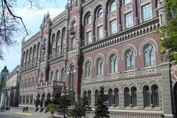 Гривню бросили на произвол судьбы
