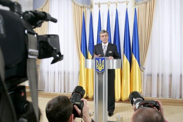БЮТ уберет Ющенко с помощью площадей