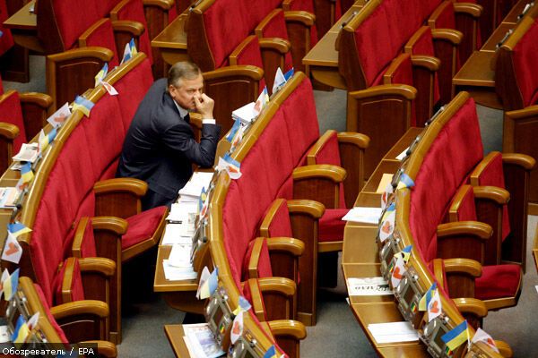 БЮТ проигнорировал заседание парламента