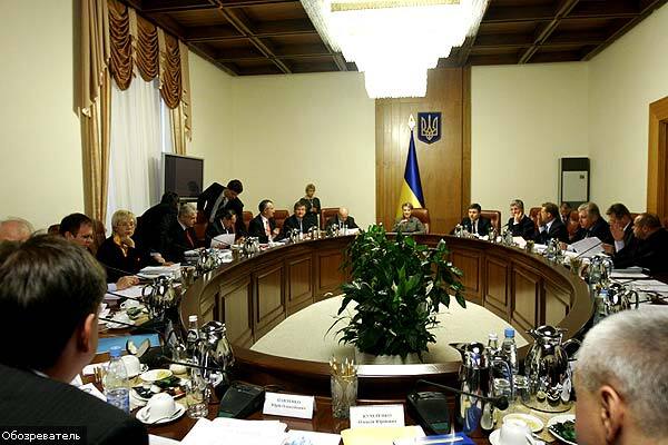 Ющенко: правительство продолжит работу