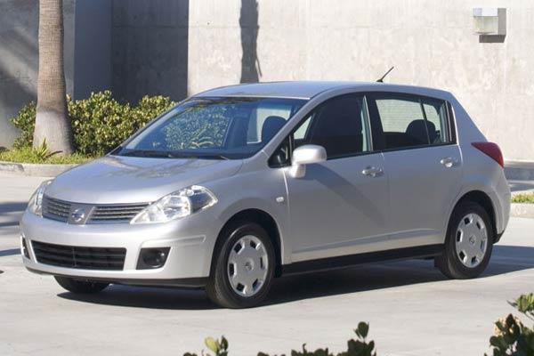 Nissan стал самым дешевым автомобилем в США