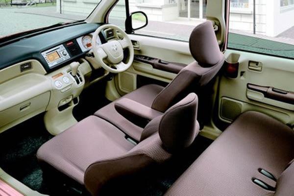 Honda начала продажи Life