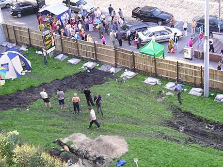 Драма скверика напротив Русской драмы