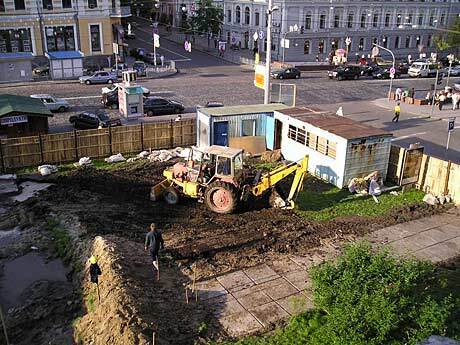 Драма скверика напротив Русской драмы