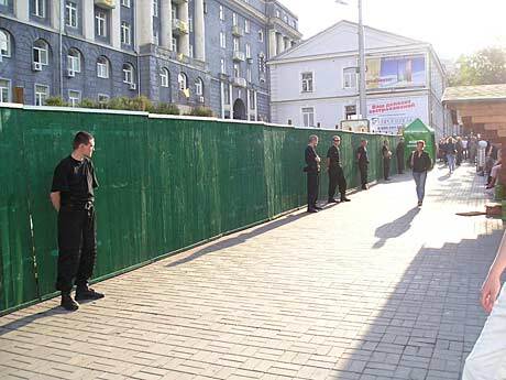 Драма скверика напротив Русской драмы