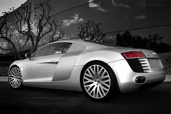 Audi R8 доработали в Kahn