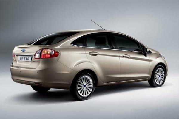 Ford представил Fiesta в кузове седан