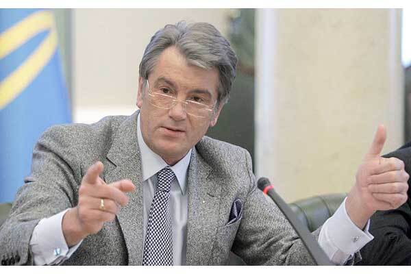 Ющенко дав прем'єру 5 днів на повернення боргів