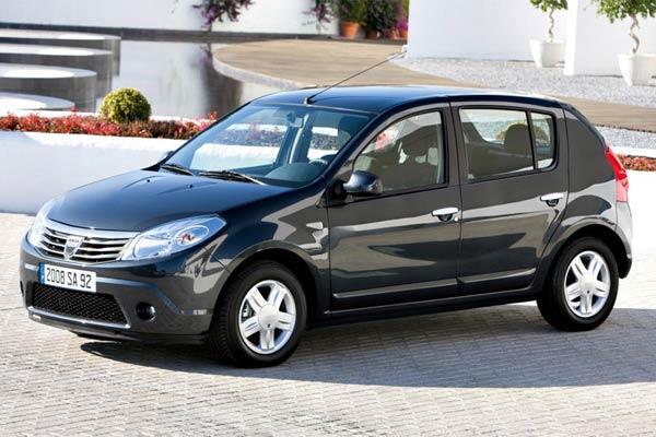Dacia Sandero будет стоить в Украине от 64900 грн