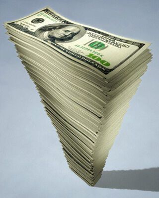 В Луганске мужчина спустил на бирже $800 тыс. и квартиру