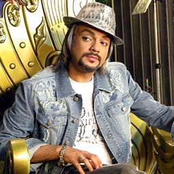 Филипп Киркоров: вооружен и очень опасен. Хроника скандалов