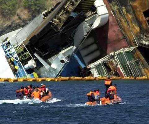 На Филиппинах затонуло грузовое судно, 11 человек пропали