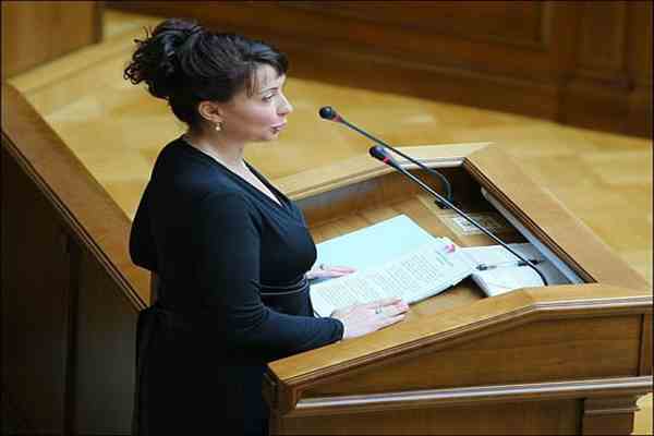 Парламенту грозит потеря контроля за иностранными войсками