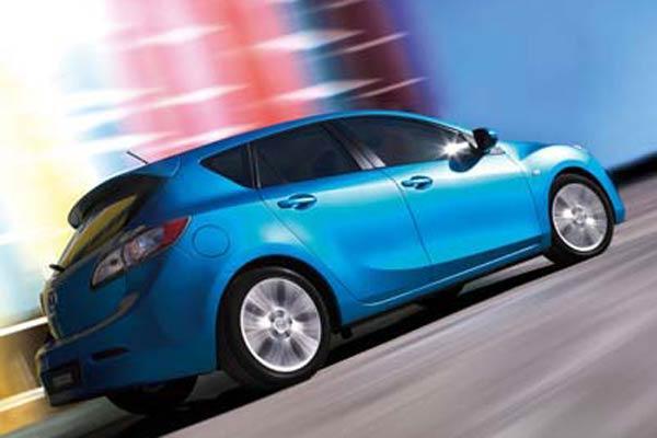 Хэтчбек Mazda3 покажут 3 декабря