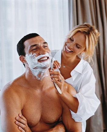 У подружки Владимира Кличко нет пупка!