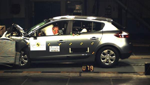 Новый Renault Megane получил "пятерку" за безопасность