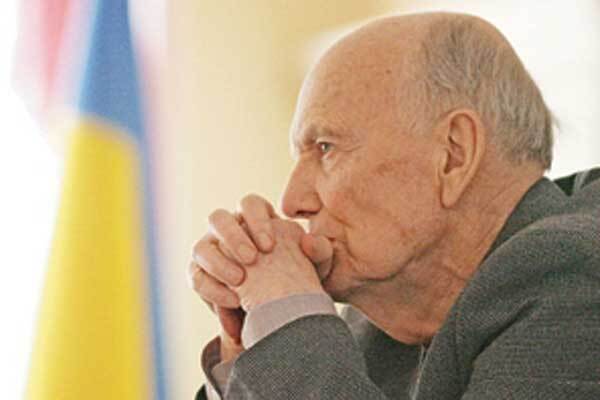 Великий украинский ученый принимает поздравления 