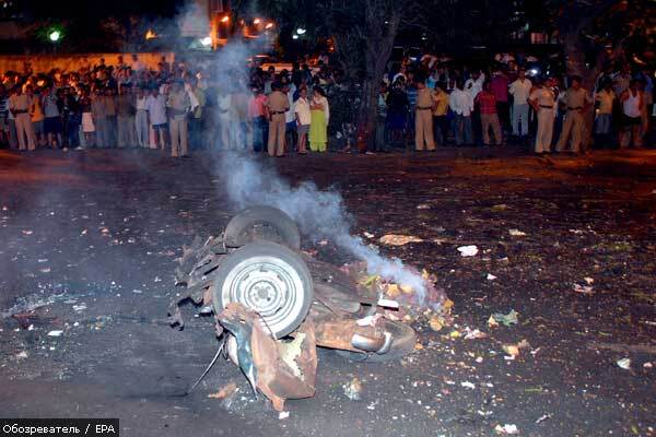 У Мумбаї прогриміло два вибухи