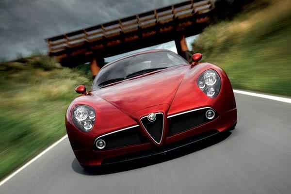 Alfa Romeo возвращается в США через 14 лет