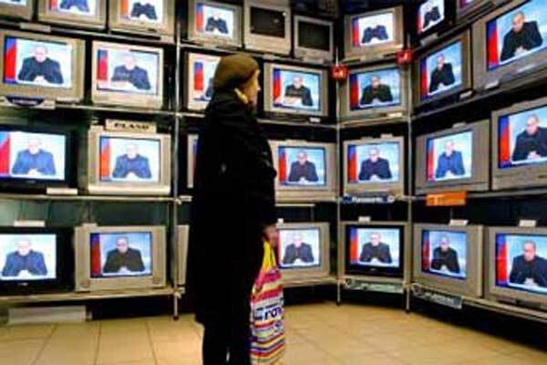 Нацсовет не может остановить трансляцию российских каналов