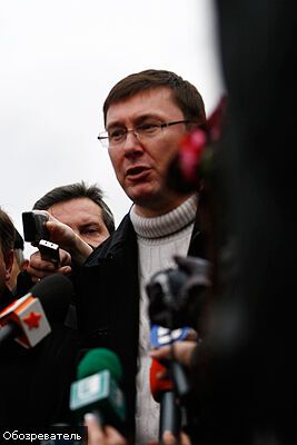 Центральний телеканал звинуватили в махінаціях з валютою