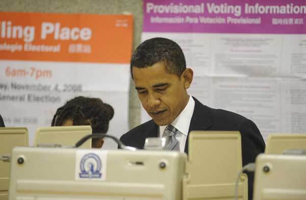 Обама проголосовал на выборах президента США