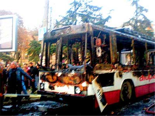 На Киевской улице Симферополя сгорел троллейбус