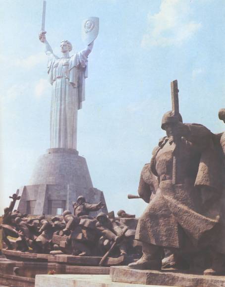 Киевляне отмечают 65-ю годовщину освобождения города