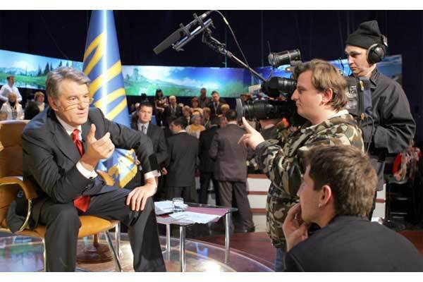 Ющенко снова появится в телевизоре