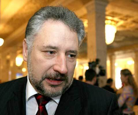 Плющ "личным авторитетом" заманит к себе толпы нардепов
