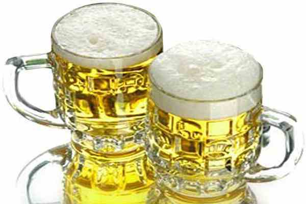 В России из-за кризиса разрешат рекламу пива