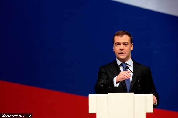 Журналиста уволили с работы за перекрикивание Медведева