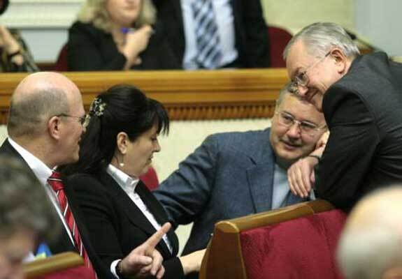 Коаліція: все-таки вона крутиться!