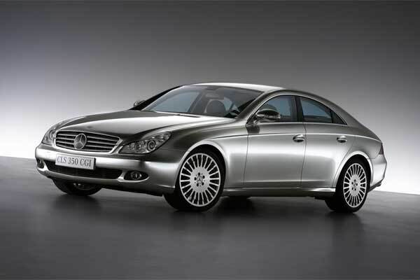 Донька Тимошенко їздить на авто за $ 100 тисяч