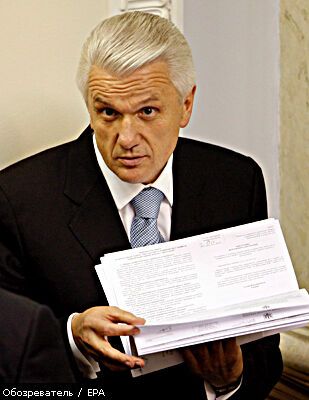 Рада виводить Ющенко з тіні