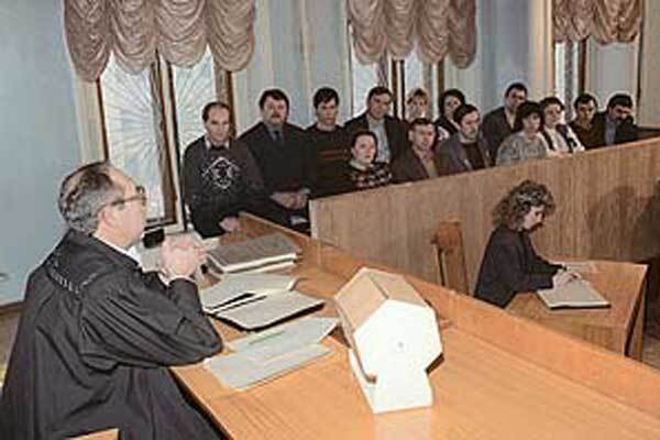 Із судів РФ приберуть присяжних