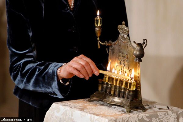 Иудеи всего мира празднуют Хануку