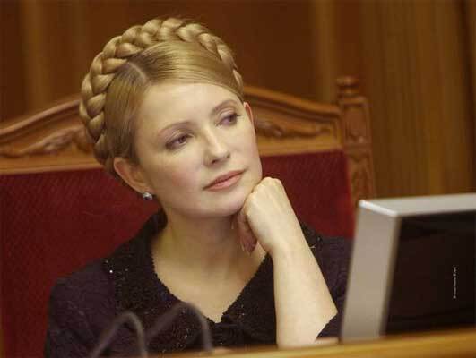 Кризис толкает Ющенко в объятия Тимошенко