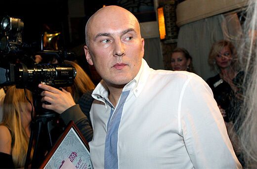 Жаркая вечеринка "Мобильных блондинок"