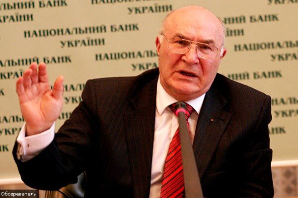 Стельмах обещает держать гривню 