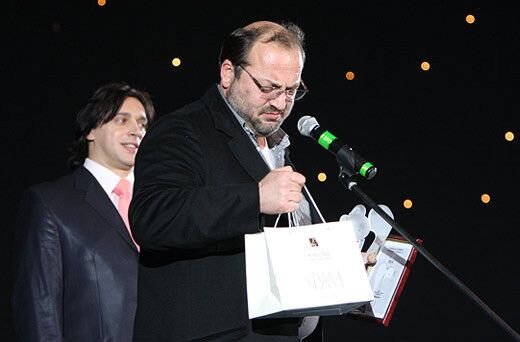 Российская киношная тусовка на раздаче "белых слонов"