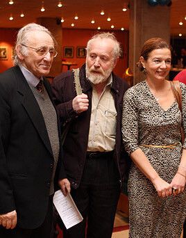 Российская киношная тусовка на раздаче "белых слонов"