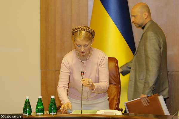 Кабмин оттягивает встречу с реалиями бюджета
