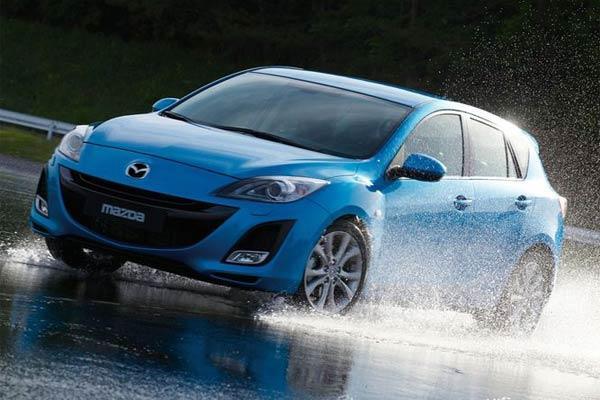 Сегодня состоится премьера нового хэтчбека Mazda3