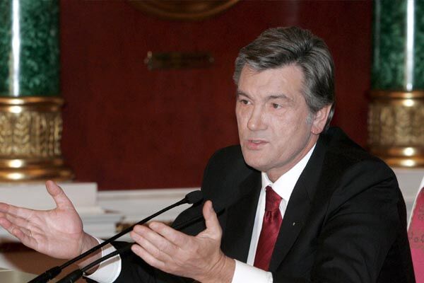 У Ющенко не знают, чем платить бюджетникам