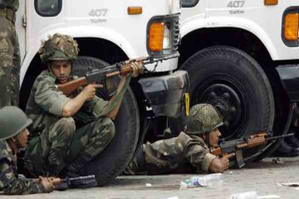 Спецслужбы расстреляли в Дели шесть человек