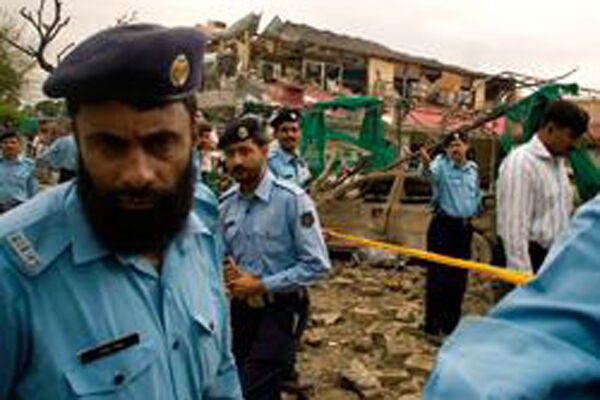 У результаті вибуху в Пакистані загинуло 29 осіб