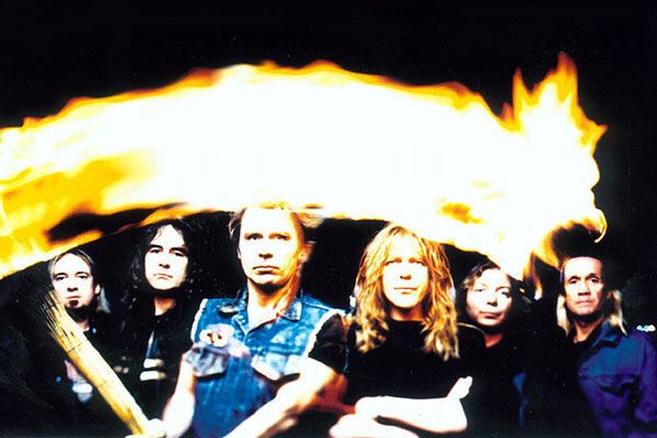 Брюс Диккинсон увез Iron Maiden в авиарейс номер 666	