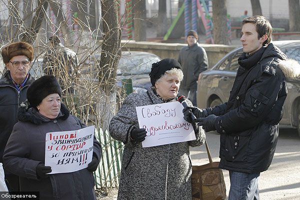 СПУ поддерживают Рудьковского плакатами